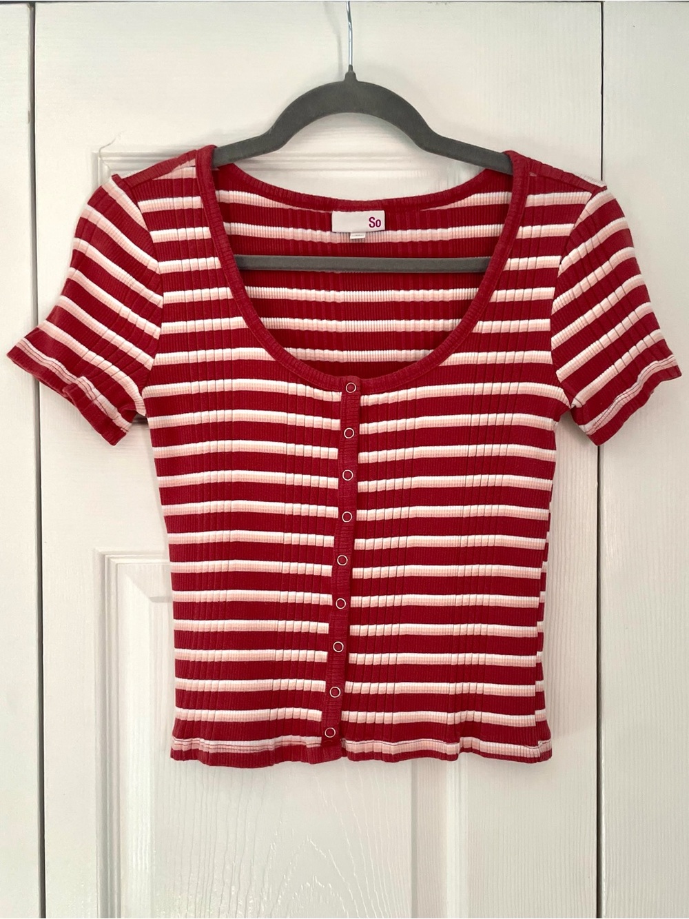 SO Red & White Striped Ribbed Button-Front Crop Top